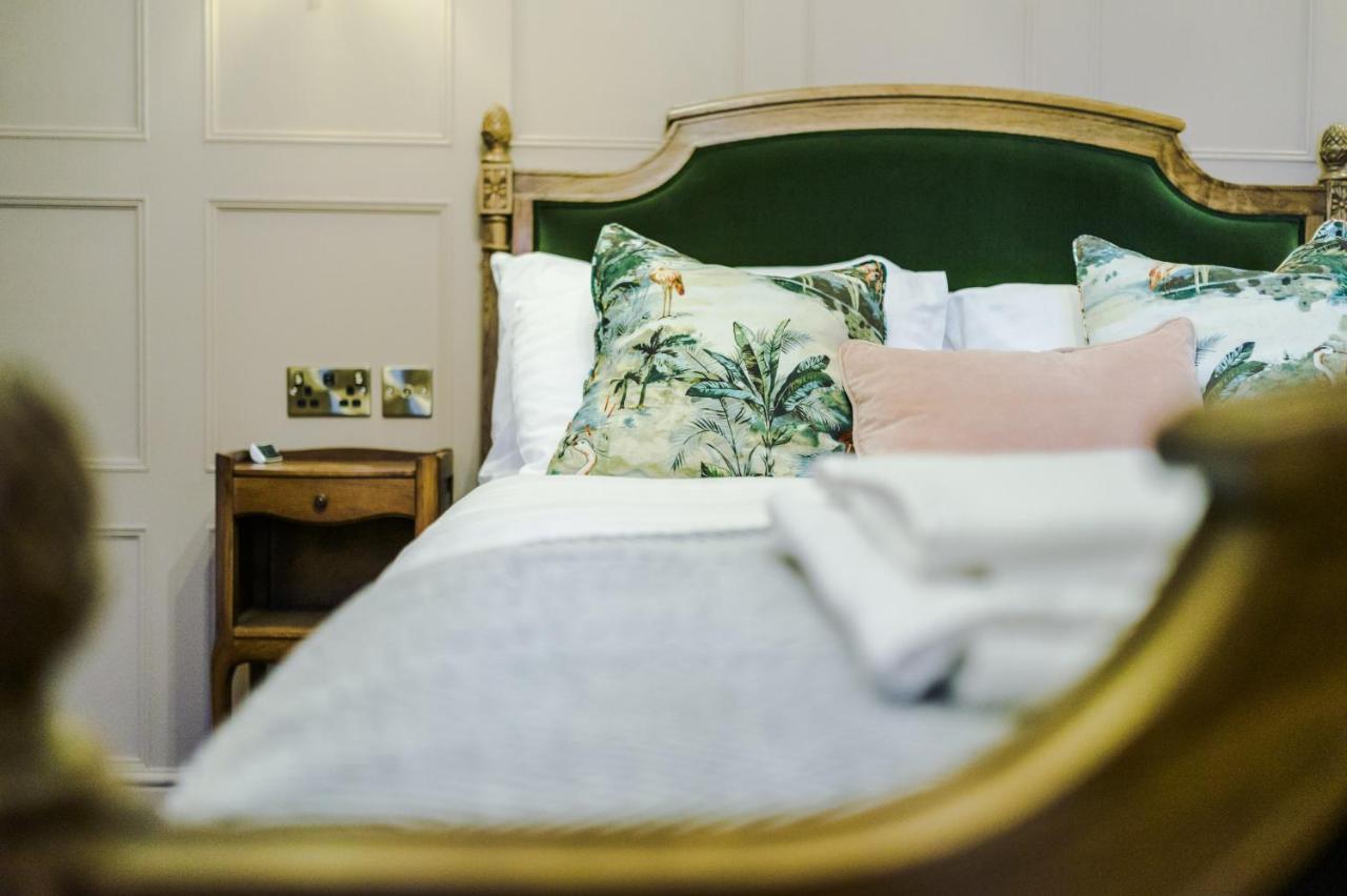 Russell Court By Orenda-Luxe ลันดิดโน ภายนอก รูปภาพ