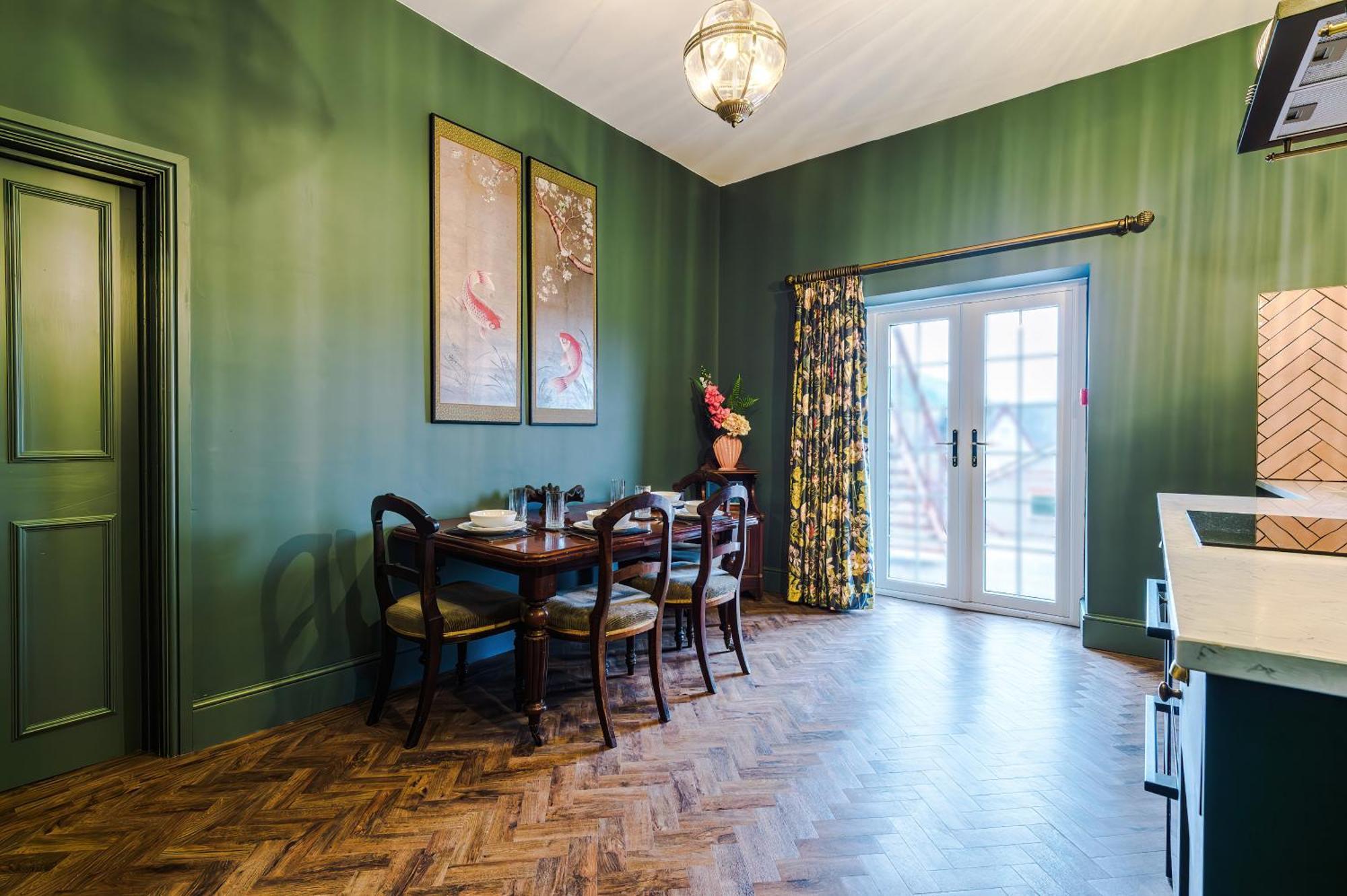 Russell Court By Orenda-Luxe ลันดิดโน ภายนอก รูปภาพ