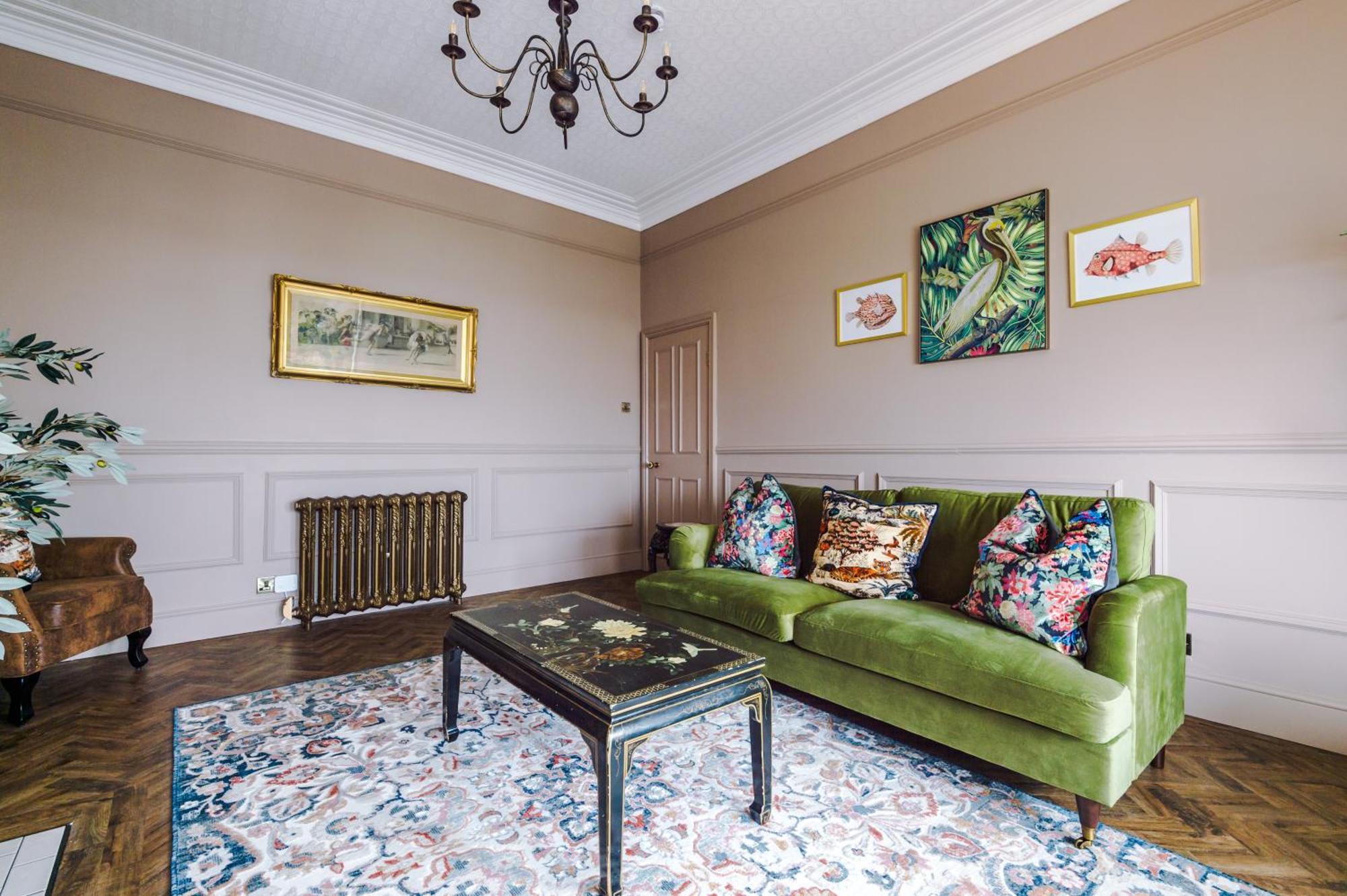Russell Court By Orenda-Luxe ลันดิดโน ภายนอก รูปภาพ