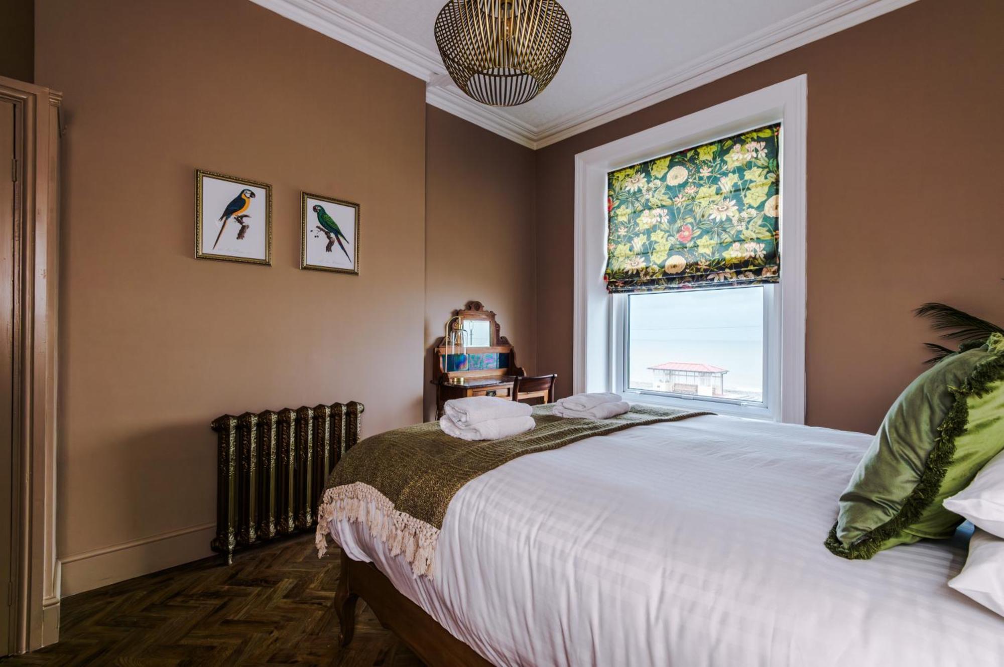 Russell Court By Orenda-Luxe ลันดิดโน ภายนอก รูปภาพ